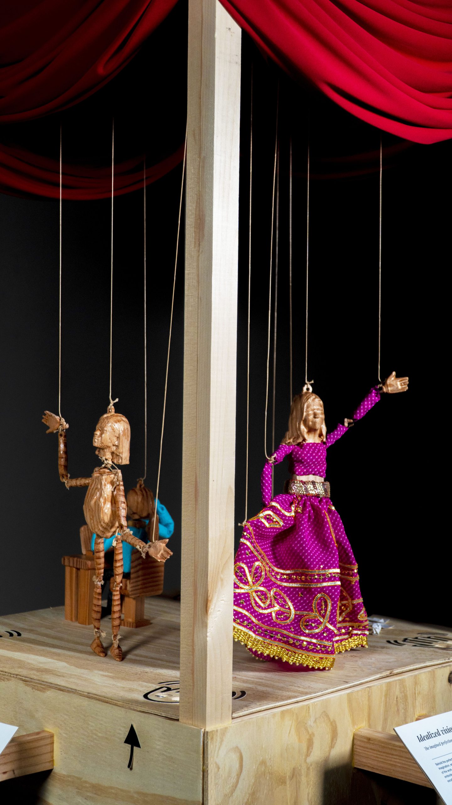 Puppet Stand - Cre8tive Minds